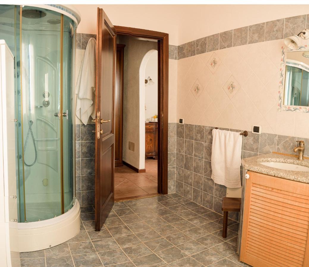 Villa Aurora Ольбія Екстер'єр фото